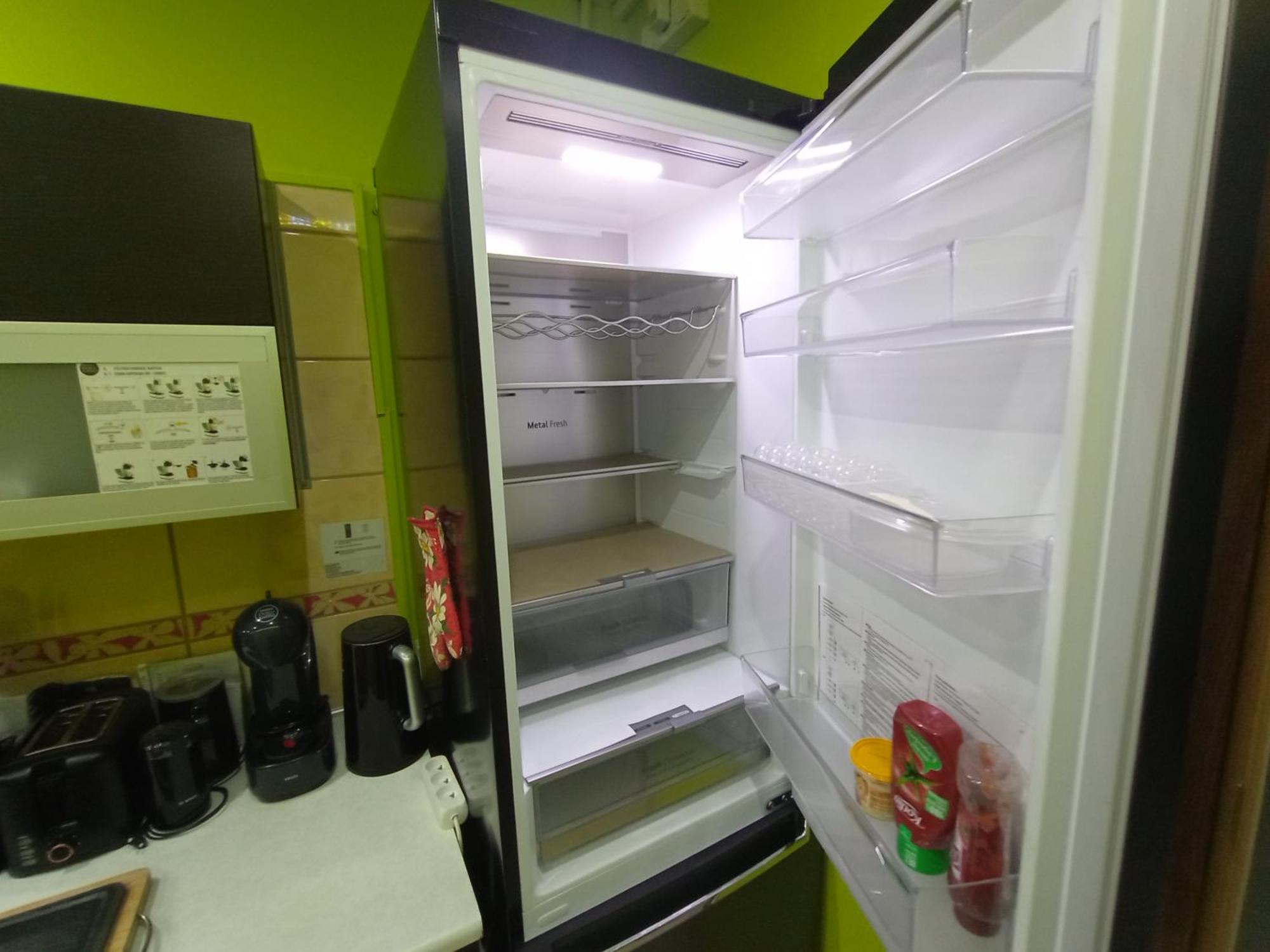 APARTAMENT VENGE -CAŁE MIESZKANIE 46m2 NA WYŁĄCZNOŚĆ - Z JEDNĄ SYPIALNIĄ I JEDNYM SYPIALNO-SALONEM -3 PIĘTRO BEZ WINDY- REZERWACJA BEZ KARTY KREDYTOWEJ-KLIMATYZACJA-NETFLIX-2 ŁÓŻECZKA DZIECIĘCE-ŚNIADANIE XXL 30zł Wrocław Exterior foto