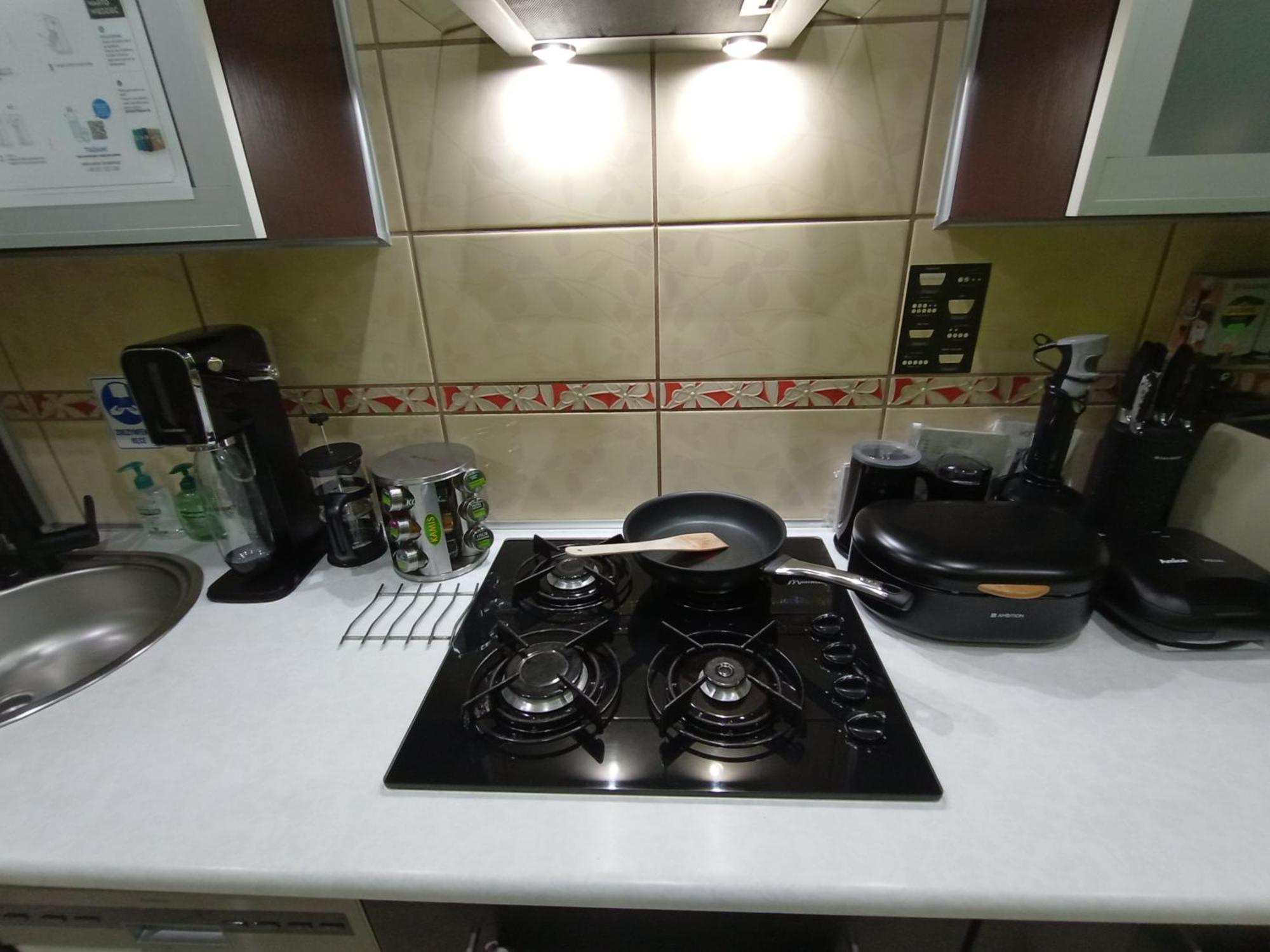 APARTAMENT VENGE -CAŁE MIESZKANIE 46m2 NA WYŁĄCZNOŚĆ - Z JEDNĄ SYPIALNIĄ I JEDNYM SYPIALNO-SALONEM -3 PIĘTRO BEZ WINDY- REZERWACJA BEZ KARTY KREDYTOWEJ-KLIMATYZACJA-NETFLIX-2 ŁÓŻECZKA DZIECIĘCE-ŚNIADANIE XXL 30zł Wrocław Exterior foto