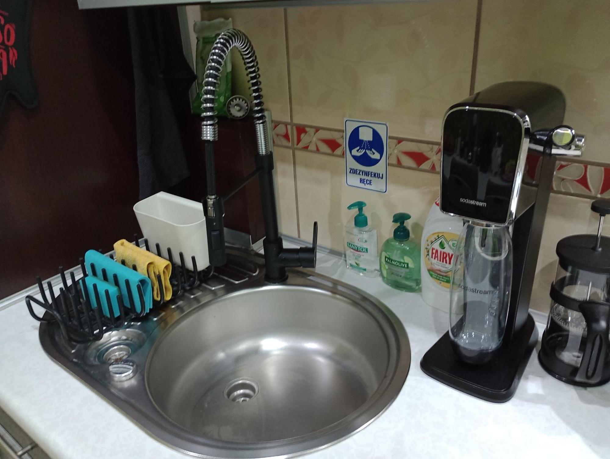 APARTAMENT VENGE -CAŁE MIESZKANIE 46m2 NA WYŁĄCZNOŚĆ - Z JEDNĄ SYPIALNIĄ I JEDNYM SYPIALNO-SALONEM -3 PIĘTRO BEZ WINDY- REZERWACJA BEZ KARTY KREDYTOWEJ-KLIMATYZACJA-NETFLIX-2 ŁÓŻECZKA DZIECIĘCE-ŚNIADANIE XXL 30zł Wrocław Exterior foto